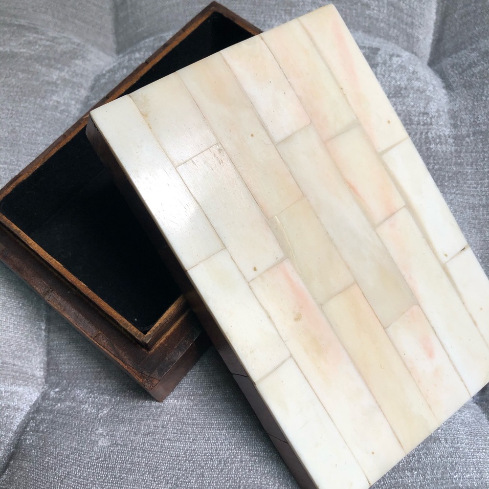 Vintage Tiled Mother of Pearl Jewelry Box